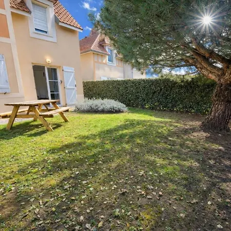L Echappee Jardin Prive Proche Sainte Cecile Casa vacanze Camiers