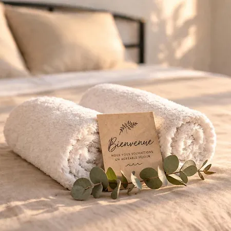 L Echappee Jardin Prive Proche Sainte Cecile Hébergement de vacances *